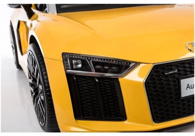 Auto na akumulátor Audi R8 Spyder žlté