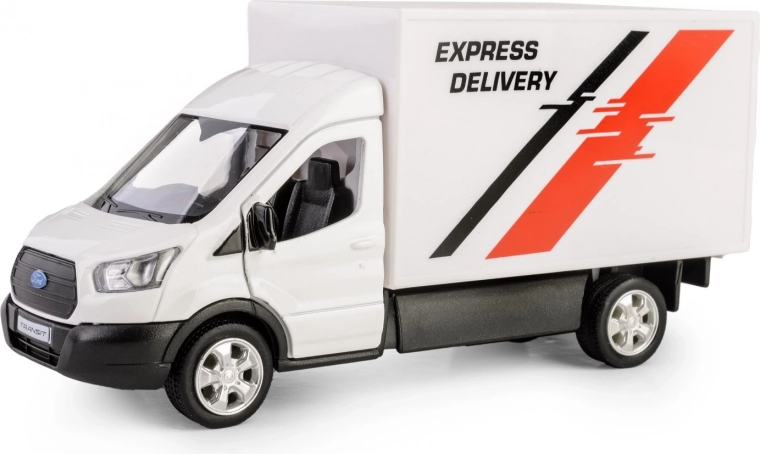 Otváracie dvere a prepracovaný interiér