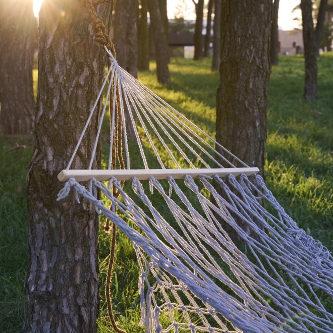 Záhradná hojdacia sieť Boho so strapcami sivá 200 cm