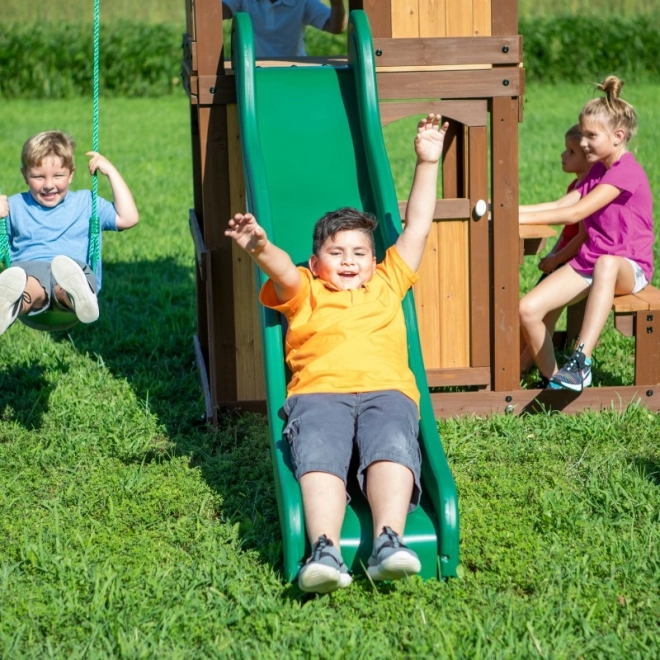 Drevené ihrisko s hojdačkami a šmykľavkou od Backyard