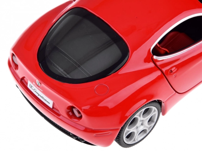 Model auta Alfa Romeo 8C Competizione 1:32 s efektmi