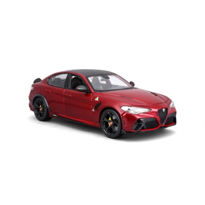 Model Bburago Alfa Romeo Giulia GTAm v červenej metalíze