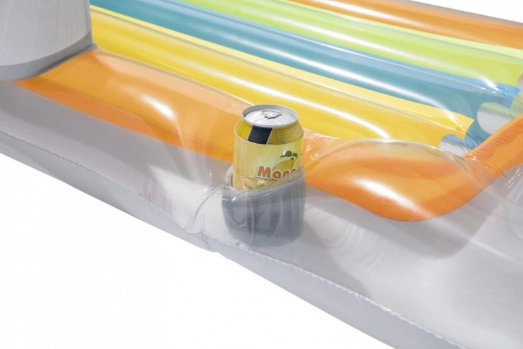 Praktická komora na nápoje