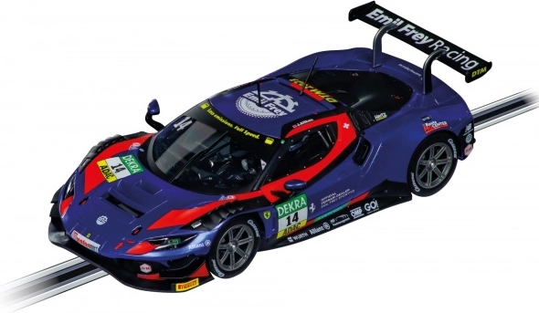 Realistický vzhľad a oficiálne DTM livery