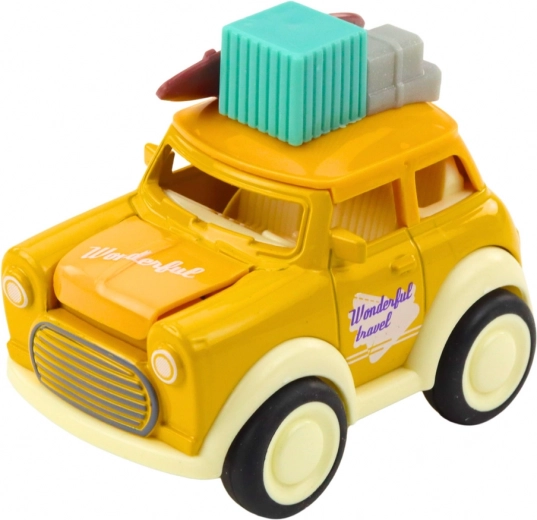 Retro cestovný vzhľad s kuframi na streche