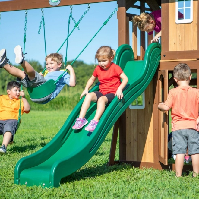 Drevené ihrisko s hojdačkami a šmykľavkou od Backyard