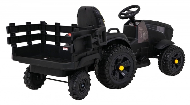 Titanový traktor s prívesom čierny