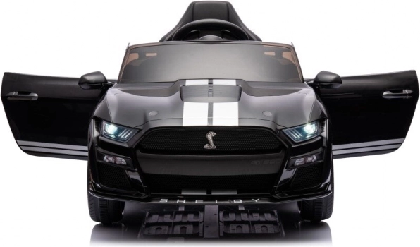 Realistický dizajn GT500