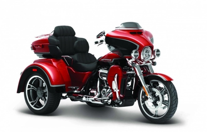 H-D Trikes - 2021 CVO Tri Glide, kovový oranžový, 1:12