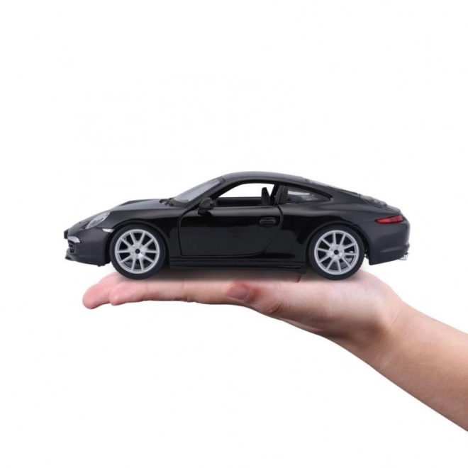 Model auta Bburago Porsche 911 Carrera S v mierke