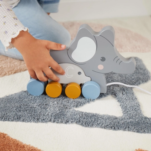 Vyberateľné malé sloníča pre viac zábavy