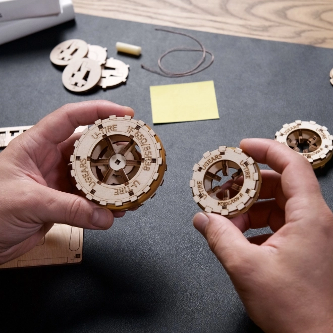 Ugears Traktor 3D Mechanické Puzzle