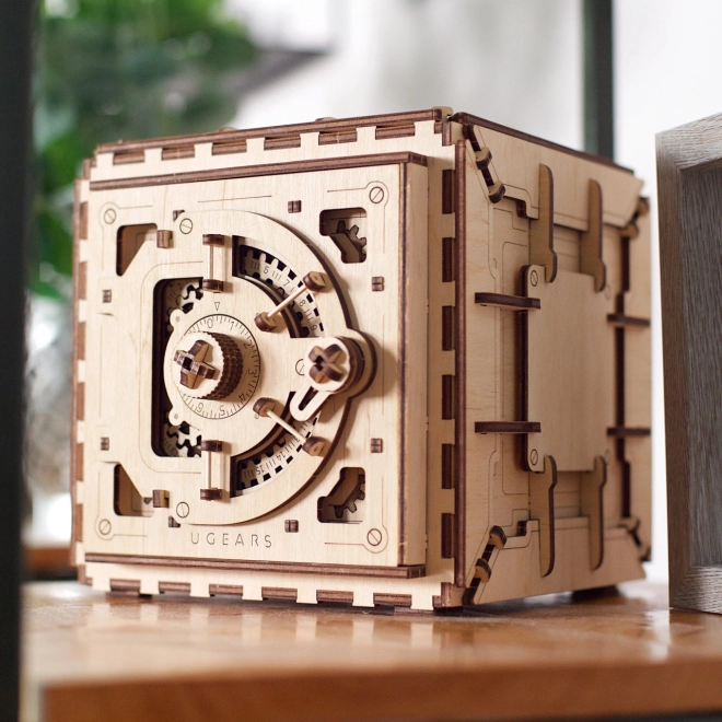 Ugears mechanická 3D drevená skladačka Trezor