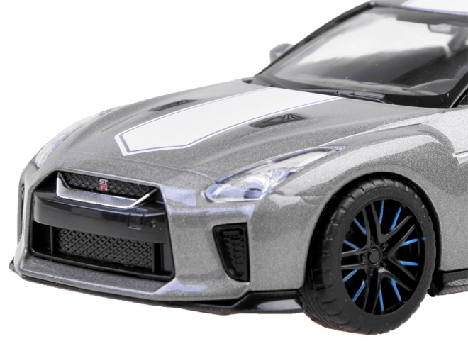 Kovový model auta Nissan GT-R 1:32 s otváracími dverami