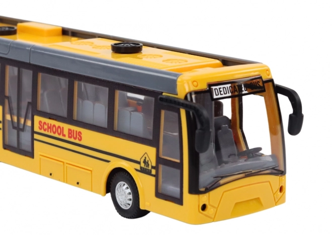 Diaľkovo ovládaný školský autobus RC 1:32 žltý