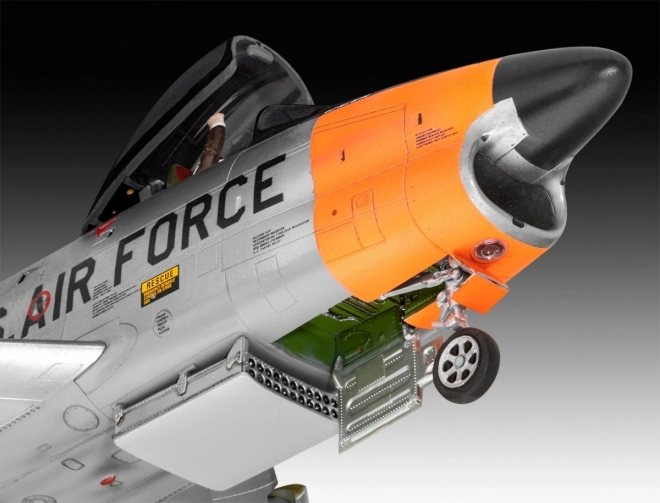 Model lietadla F-86D Dog Sabre 1/48