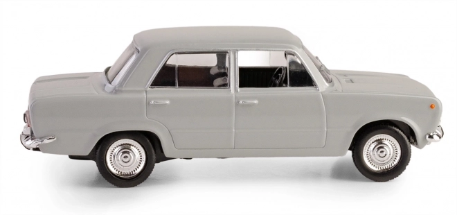Kolekčný model PRL Fiat 125p popelavý