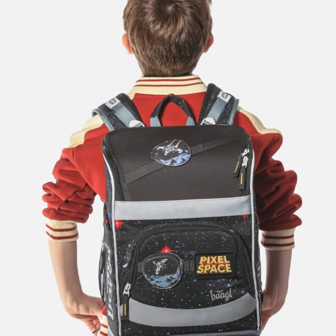 Školská aktovka Baagl Zippy Plus Pixel Space