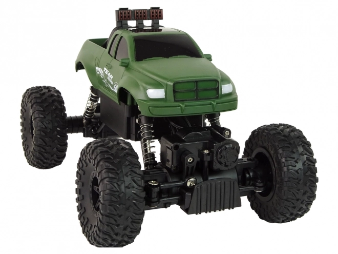 Zelené R/C Auto na Diaľkové Ovládanie 2.4 GHz 1:18