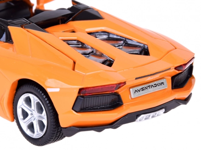 Kovový model Lamborghini Aventador Roadster 1:32