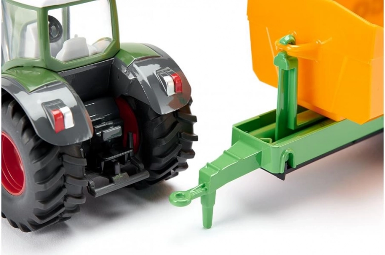 Kovové prevedenie s detailnou kabínou