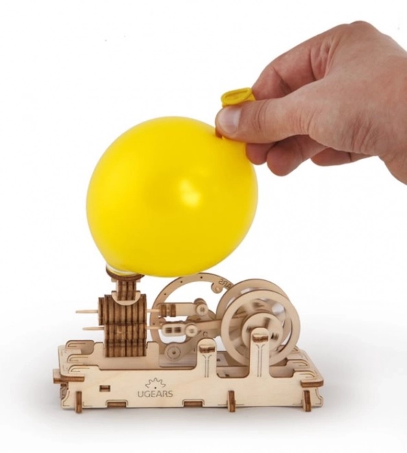 3D puzzle motor UGEARS