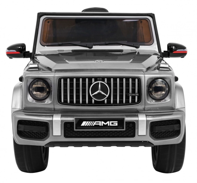 Mercedes AMG pre deti strieborný lak