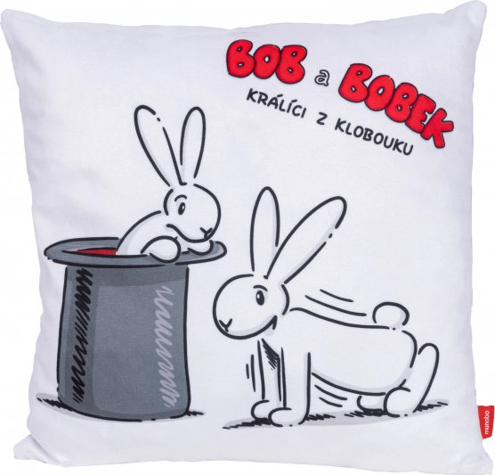 BOB A BOBEK vankúš 30 × 30 cm – motív cvičí