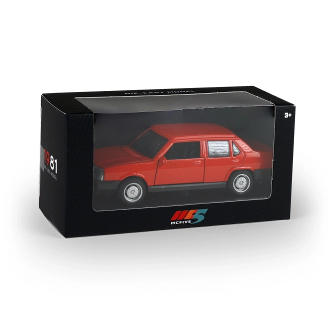 Retro kovové auto na zotrvačník