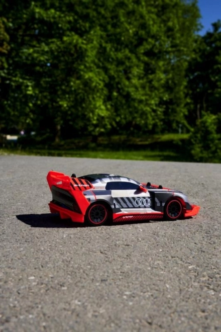 RC Audi S1 E-Tron Quattro 30 cm