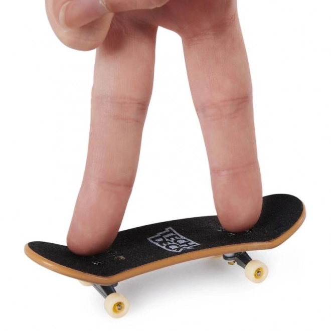 Tech Deck drevená rampa s fingerboardom