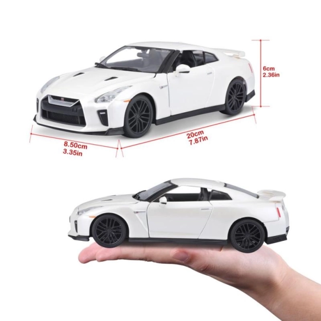 Bburago 1:24 Nissan GT-R Metallic 18-21082 – Biela