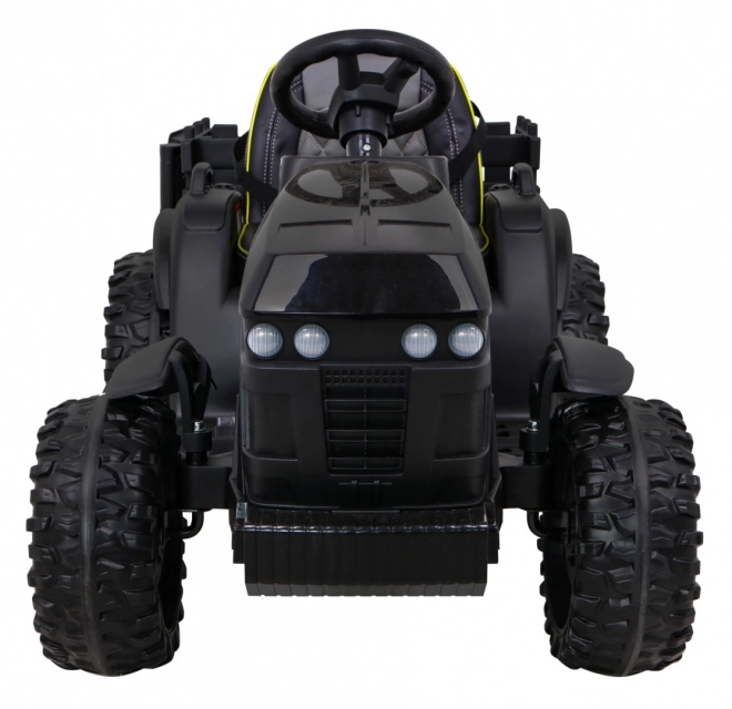 Titanový traktor s prívesom čierny