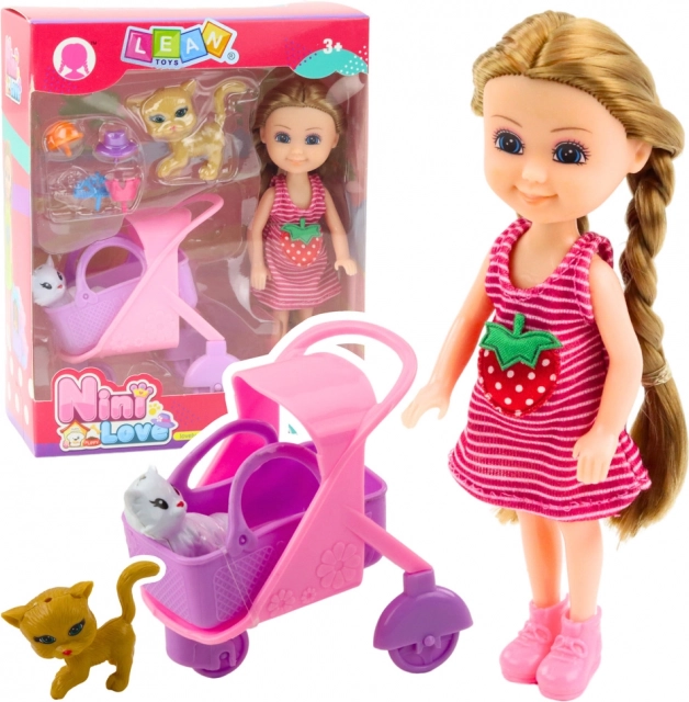 Mini bábika s kočíkom a mačiatkami