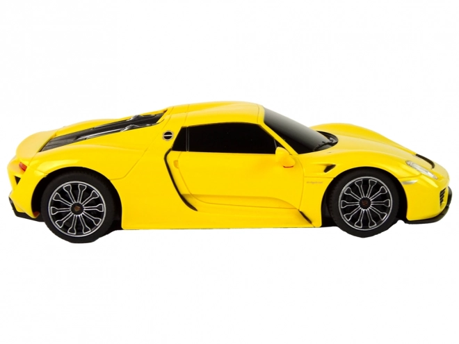 Automobil R/C Porsche 918 na diaľkové ovládanie žlté 1:24