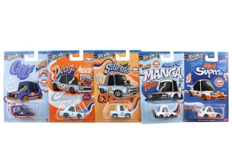 Hot Wheels tematický model závodného autíčka