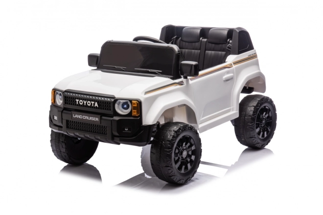 Terénne vozidlo Toyota Land Cruiser PRADO biele