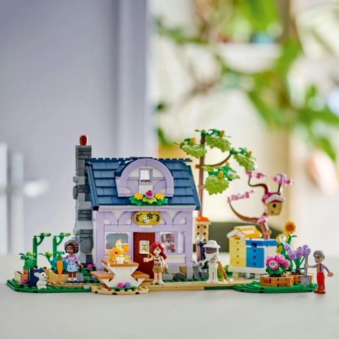 Lego Friends Dom včelárov a kvetinová záhrada