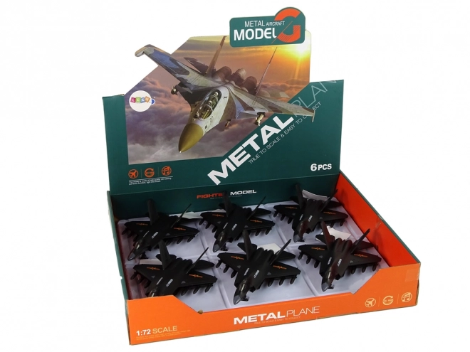 čierny trecí model lietadla 1:72
