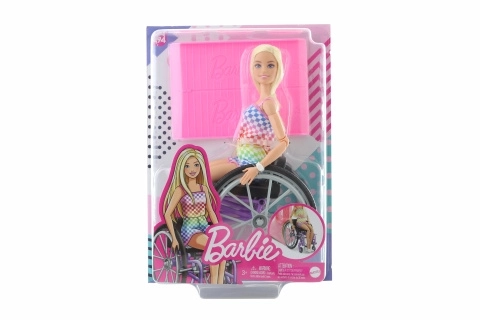 Barbie bábika na vozíku v kockovanom overale