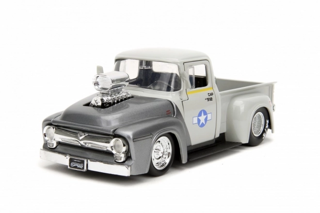 Jada Toys: Street Fighter 1956 Ford Pickup 1:24