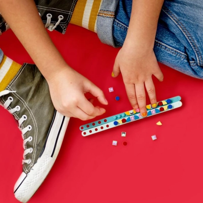 Náramky s príšerkami od LEGO DOTS
