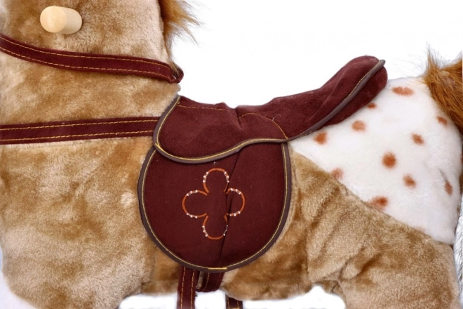 Hojdací kôň Mustang s kolesami