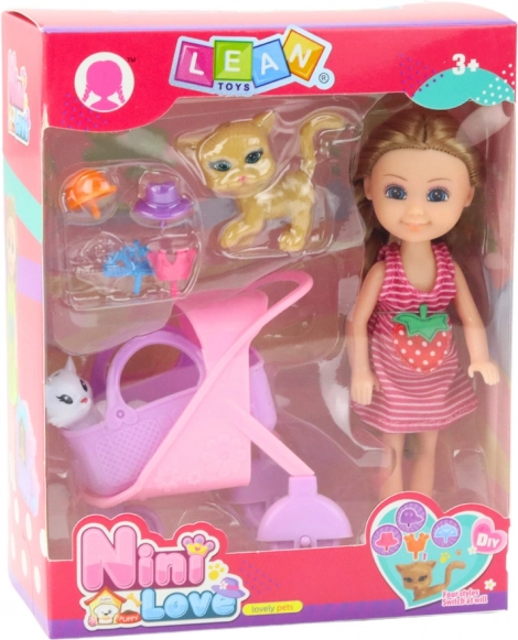 Mini bábika s kočíkom a mačiatkami
