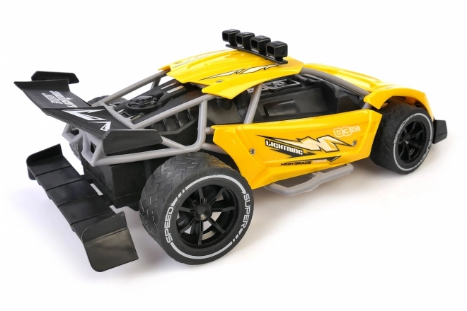 Auto R/C s volantom a pedálmi
