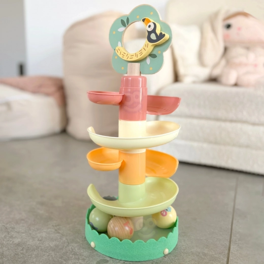 Jednoduché skladanie zo 6 farebných dielov