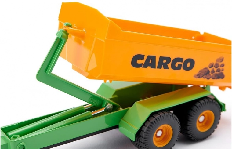 Hákový mechanizmus a vyklápacia korba pre realistické nakladanie