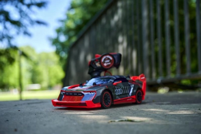 RC Audi S1 E-Tron Quattro 30 cm