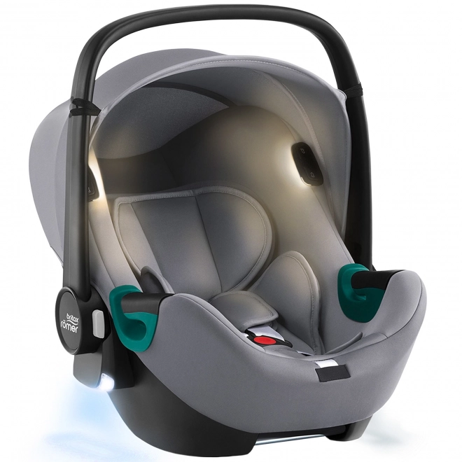 Autosedačka Baby-Safe iSense v Šedom Frost prevedení