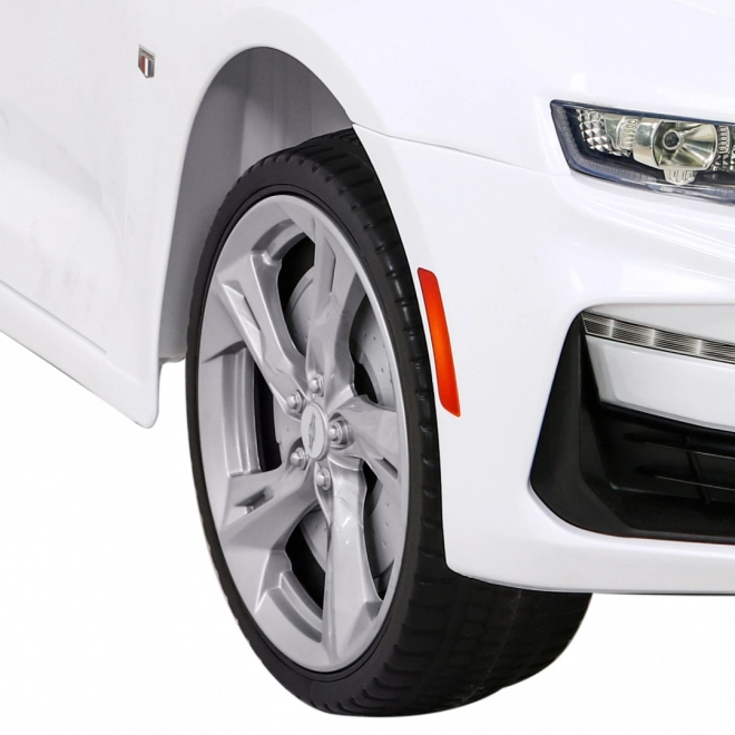 Chevrolet Camaro 2SS s batériou + diaľkové ovládanie + EVA kolesá + ľahké štartovanie + zvuky a osvetlenie – Biela